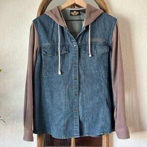 Harley-Davidson Denim Hoodie Shirt Jacket Women’s Large
Early 2000s Y2K